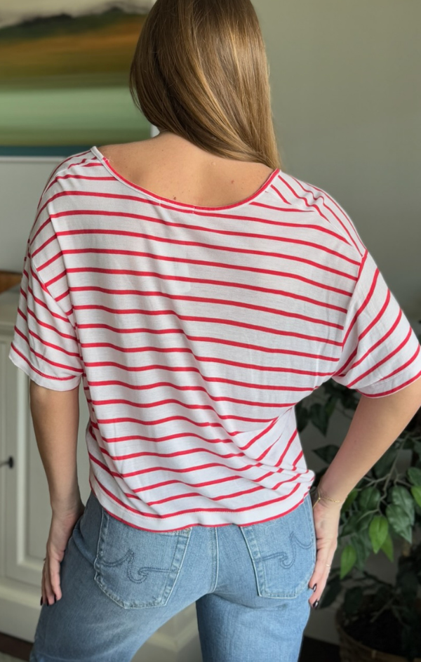 Crop V Neck Pocket Tee