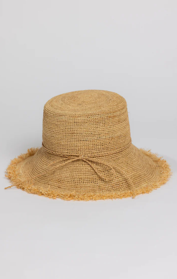 Packable Raffia Bucket
