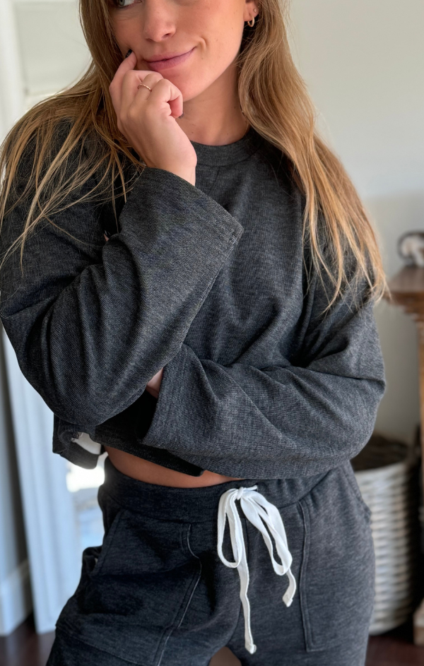 Everyday Drop Shoulder Pullover Top