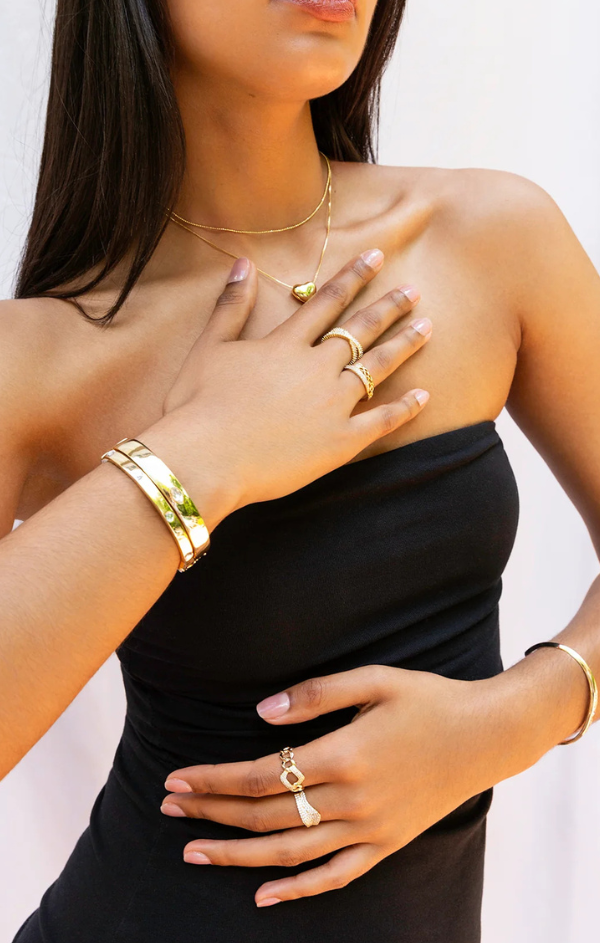 Adjustable Curb Chain Ring with Pave