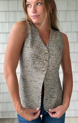 Delphia Vest