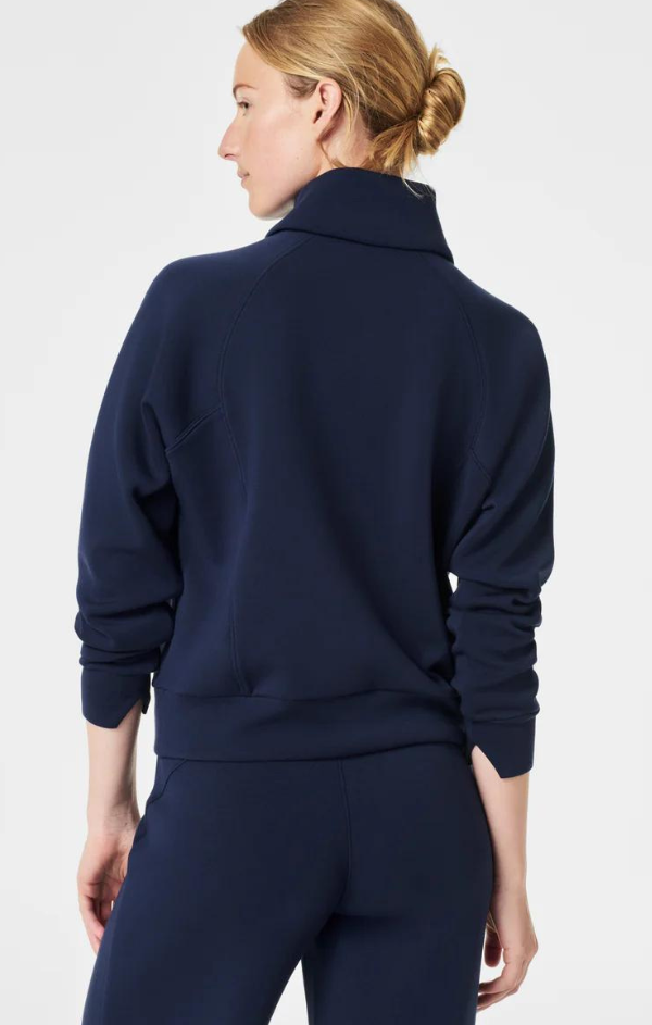 AirEssentials Half Zip in Timeless Navy