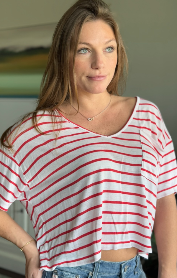 Crop V Neck Pocket Tee
