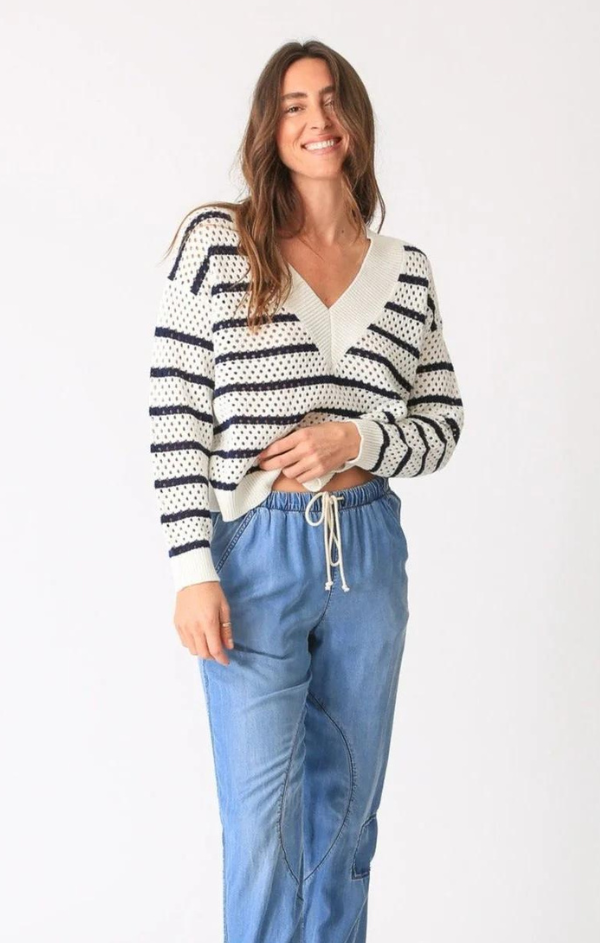 v neck knit pullover