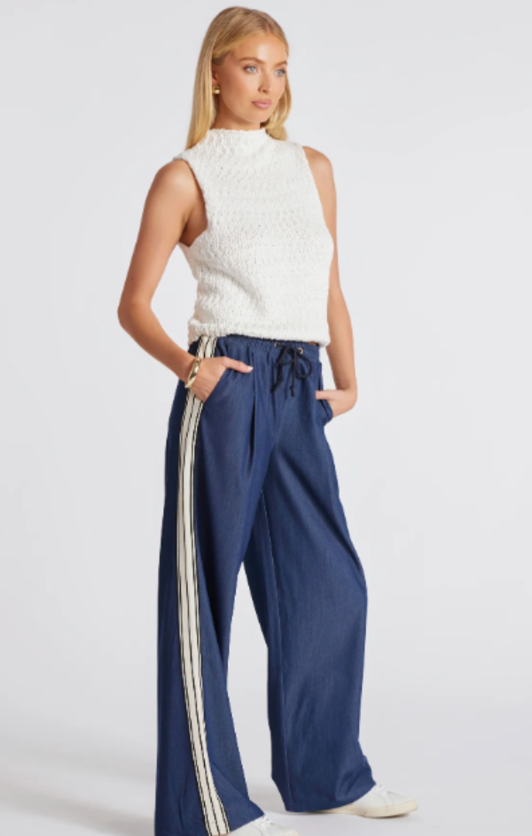 Sporty Tencel Pull On Pant